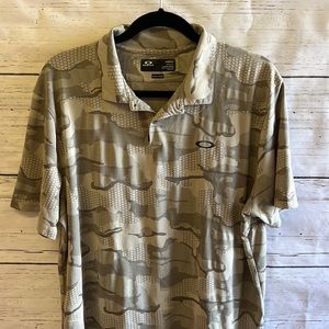 Men’s Oakley Golf Polo Shirt Size 2XL